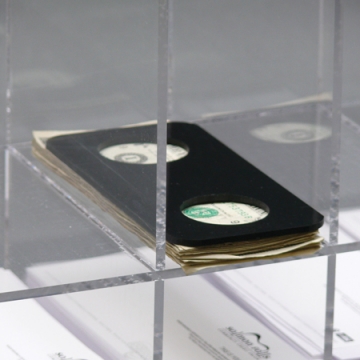 Image of item: Black Acrylic Divider - set of 3